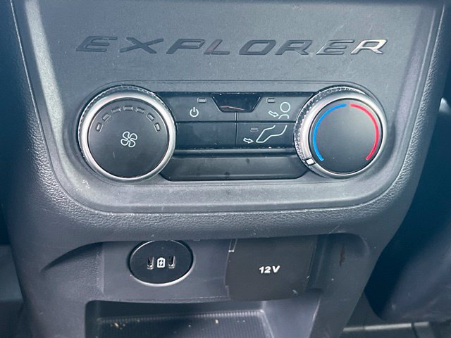 Used 2025 Ford Explorer ST-Line RWD image 14