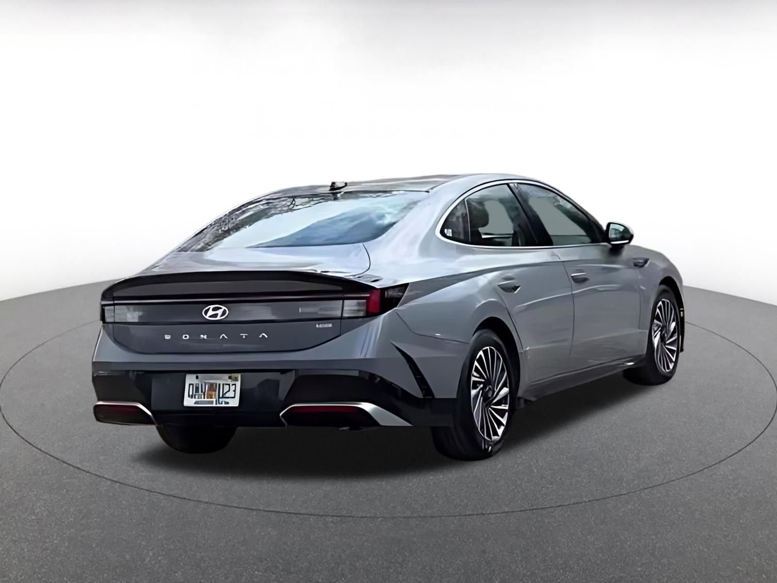 Used 2025 Hyundai Sonata SEL image 16