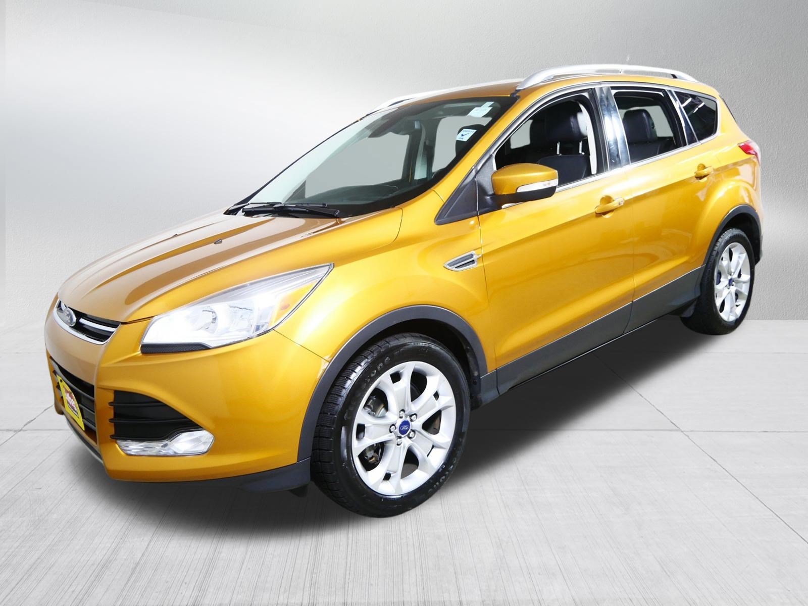 Used 2016 Ford Escape Titanium AWD/4WD image 3