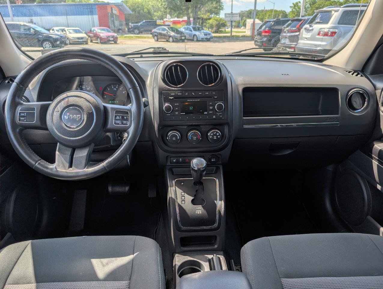 Used 2011 Jeep Patriot Latitude FWD image 26