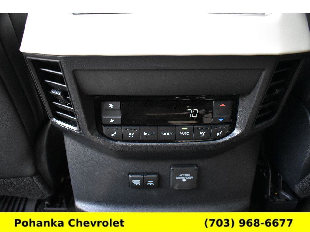 Used 2023 Toyota Sequoia Capstone AWD/4WD image 29