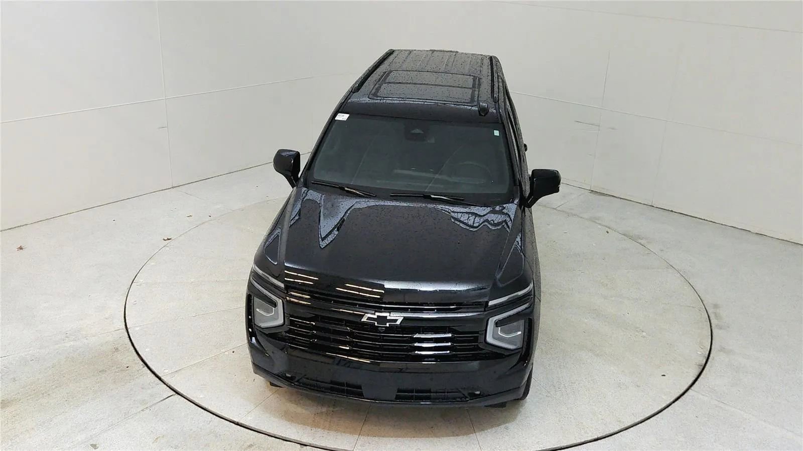 Used 2025 Chevrolet Suburban RST w/ Comfort Package AWD/4WD image 14