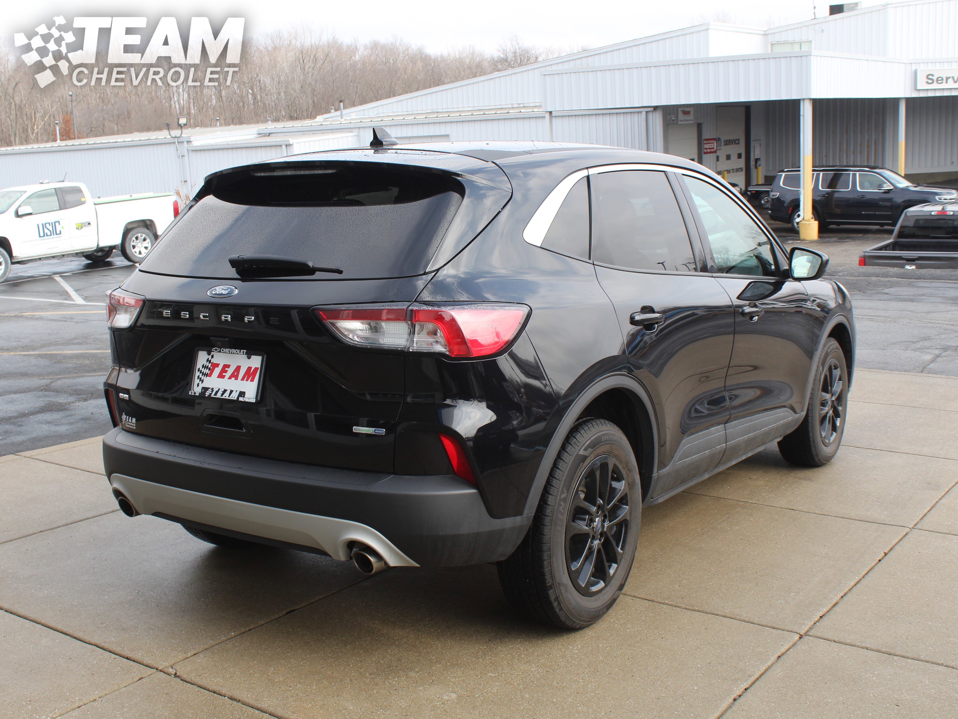 Used 2020 Ford Escape SE image 4