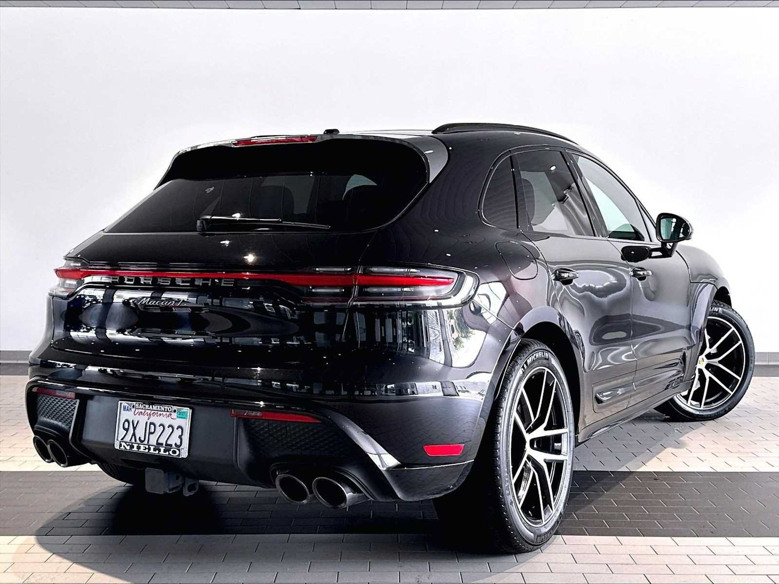 Used 2026 Porsche Macan Turbo AWD/4WD image 10