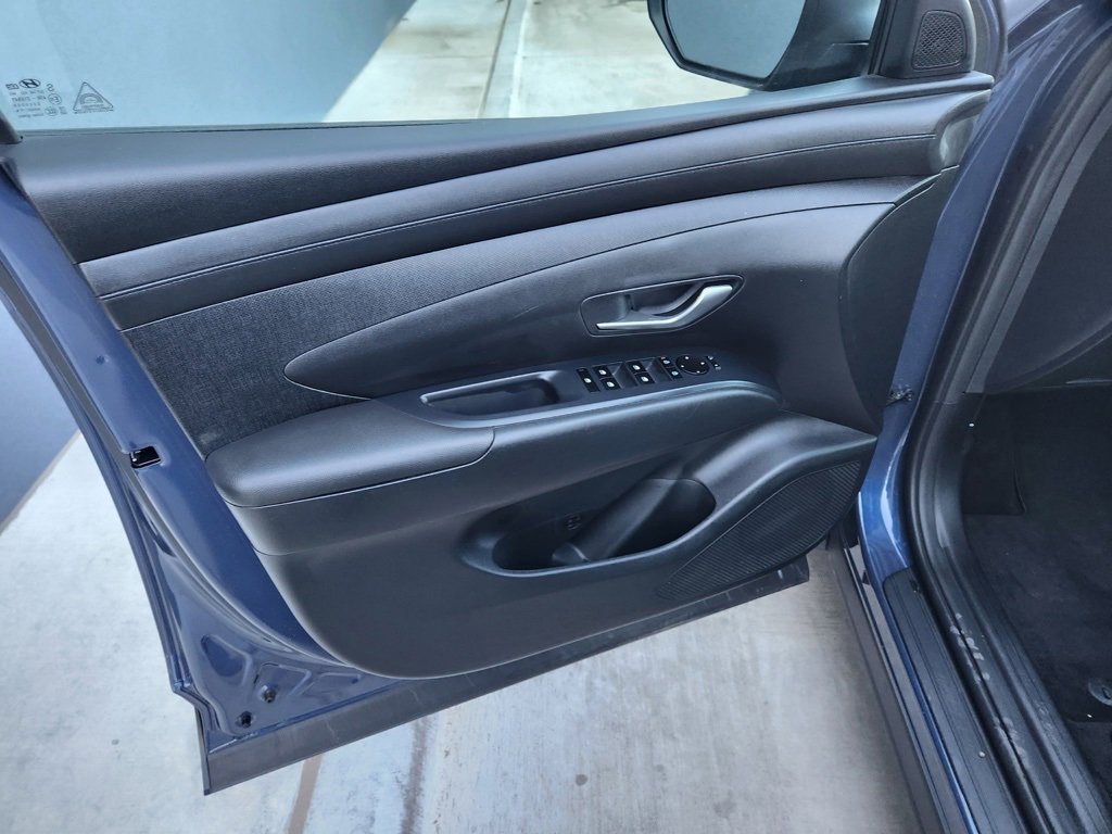 Certified 2025 Hyundai Tucson SEL image 6