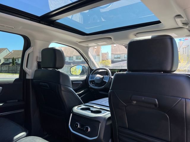 Used 2025 Ford Expedition Max Platinum AWD/4WD image 36