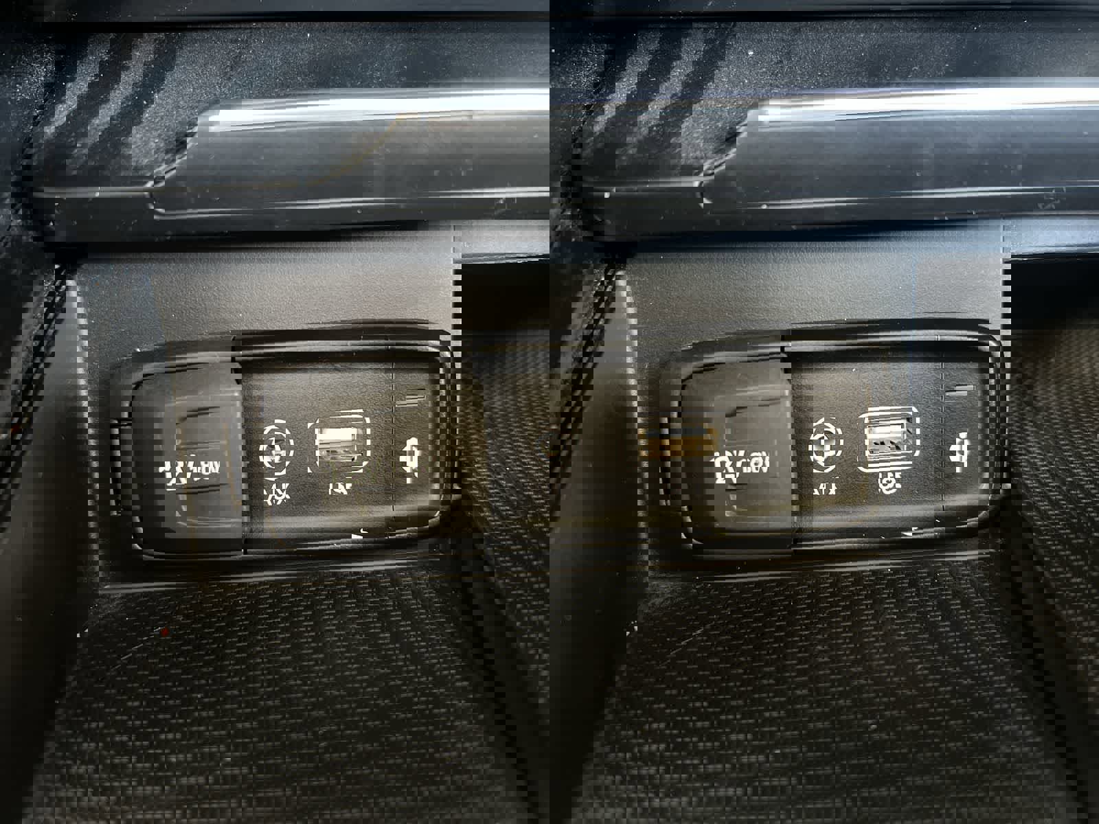 Used 2019 Genesis G70 3.3T Advanced w/ Prestige Package image 23