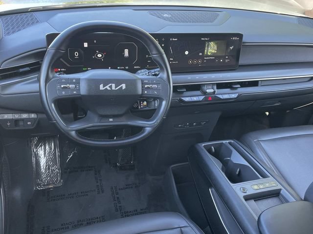 Used 2024 Kia EV9 Light Long Range RWD image 6