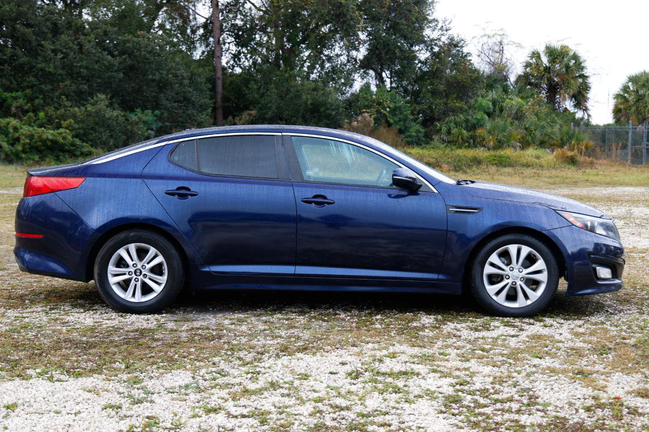 Used 2015 Kia Optima LX FWD image 13