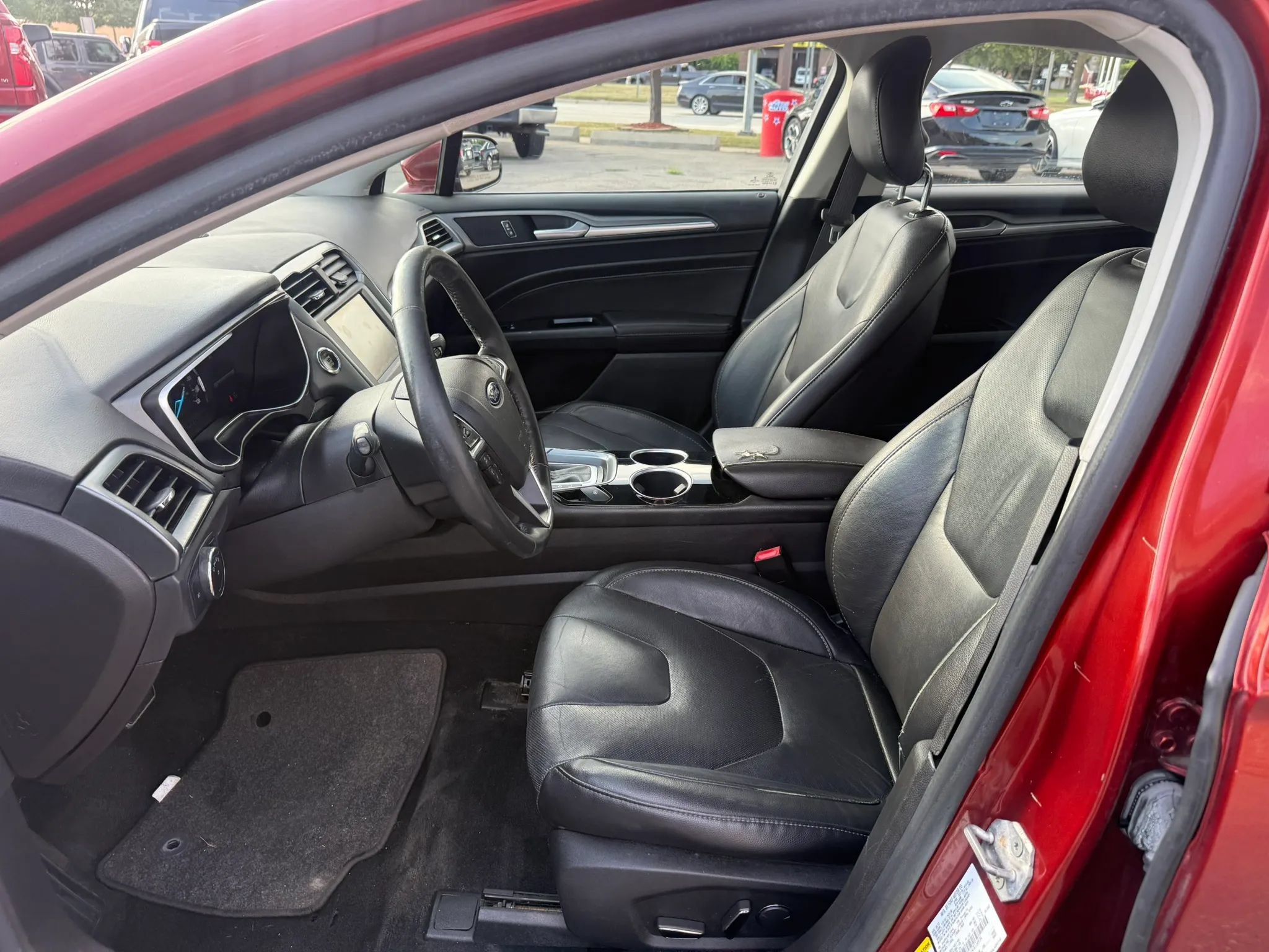 Used 2014 Ford Fusion Energi Titanium w/ Driver Assist Package FWD image 16