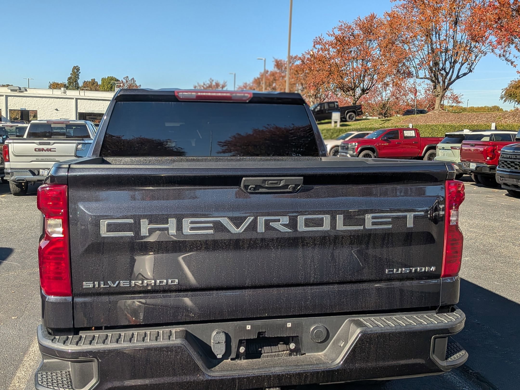 Used 2022 Chevrolet Silverado 1500 Custom image 8