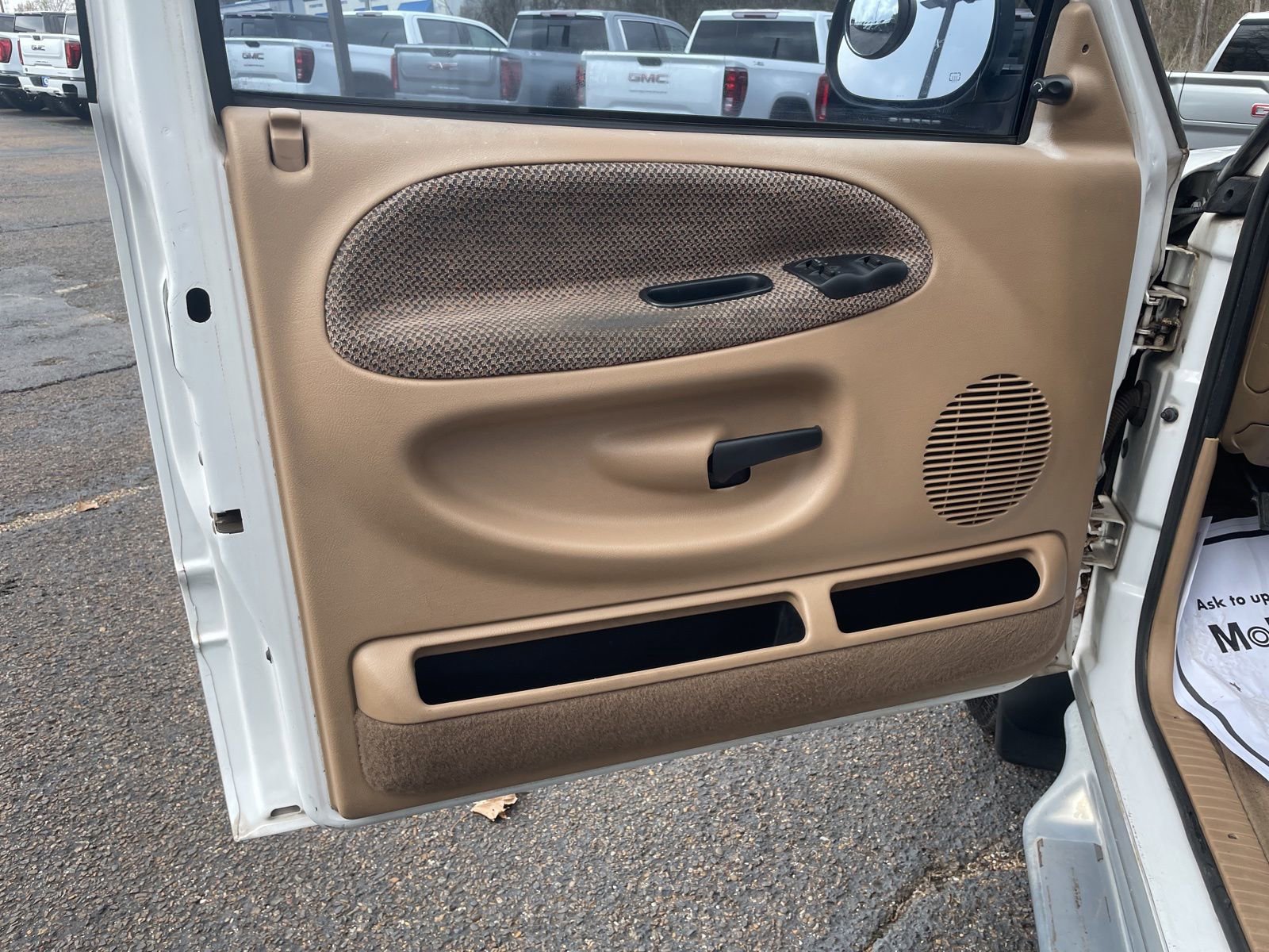 Used 2000 Dodge Ram 2500 Truck SLT image 13