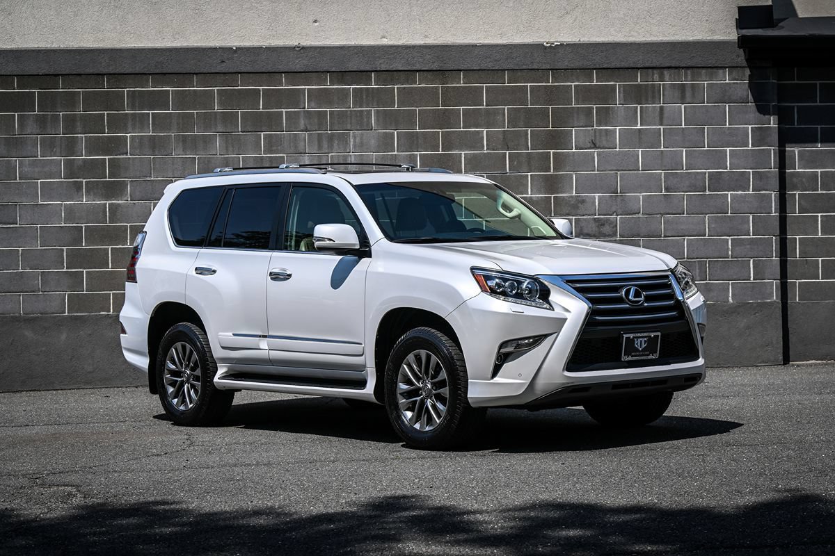 Used 2015 Lexus GX 460 Luxury AWD/4WD image 2