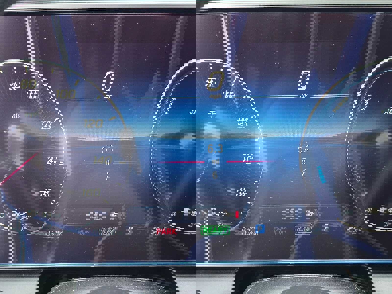 Used 2025 Mercedes-Benz GLC 350e 4MATIC image 39