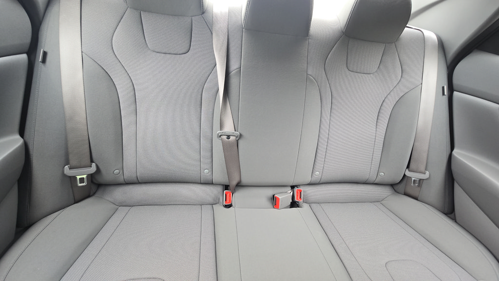 New 2026 Hyundai Elantra SE FWD image 10