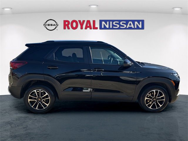 Used 2025 Chevrolet TrailBlazer LT image 8