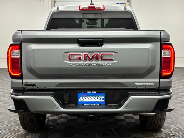 New 2026 GMC Canyon Elevation w/ Convenience Package image 8