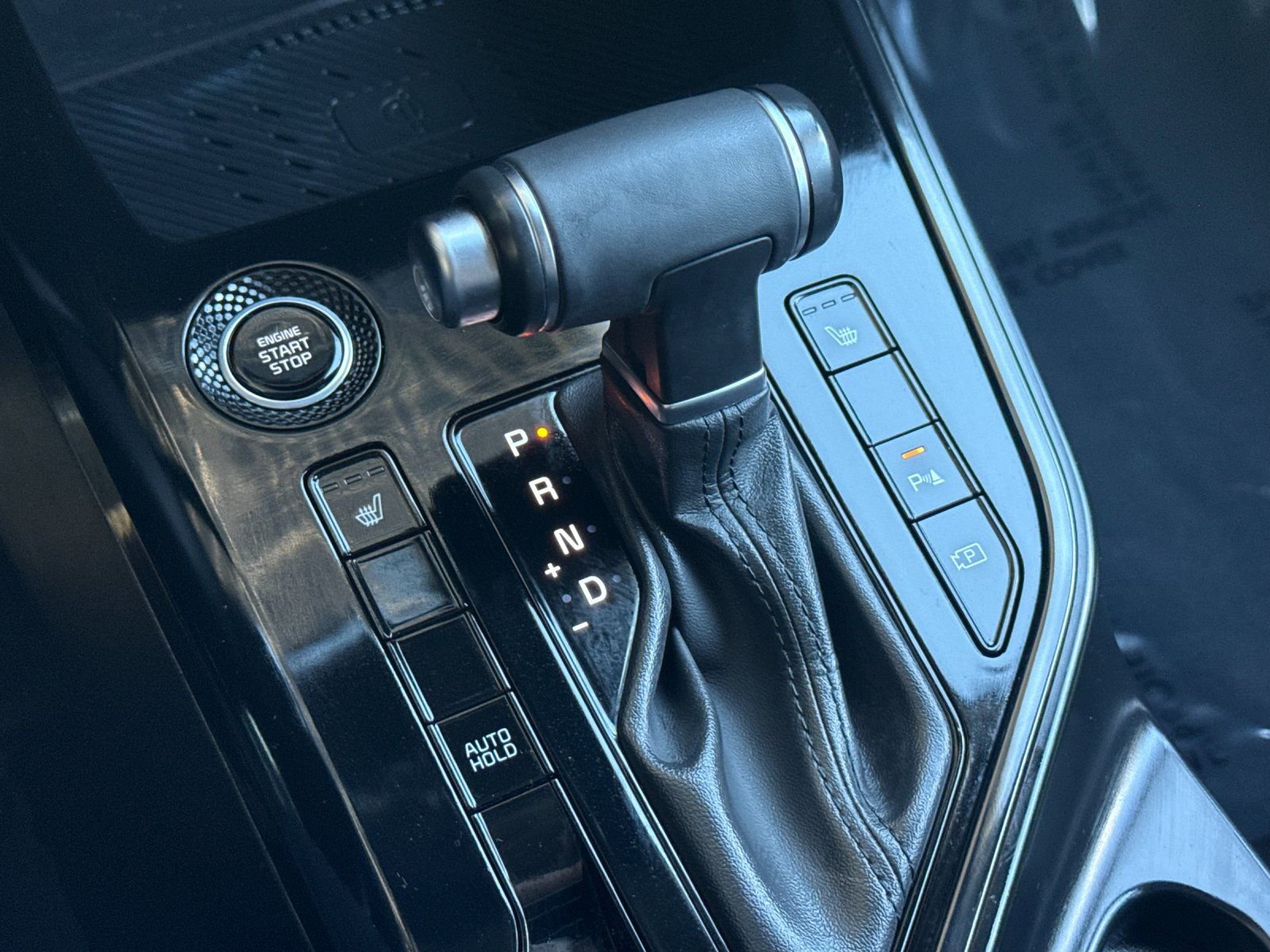 Used 2025 Kia Niro EX image 21