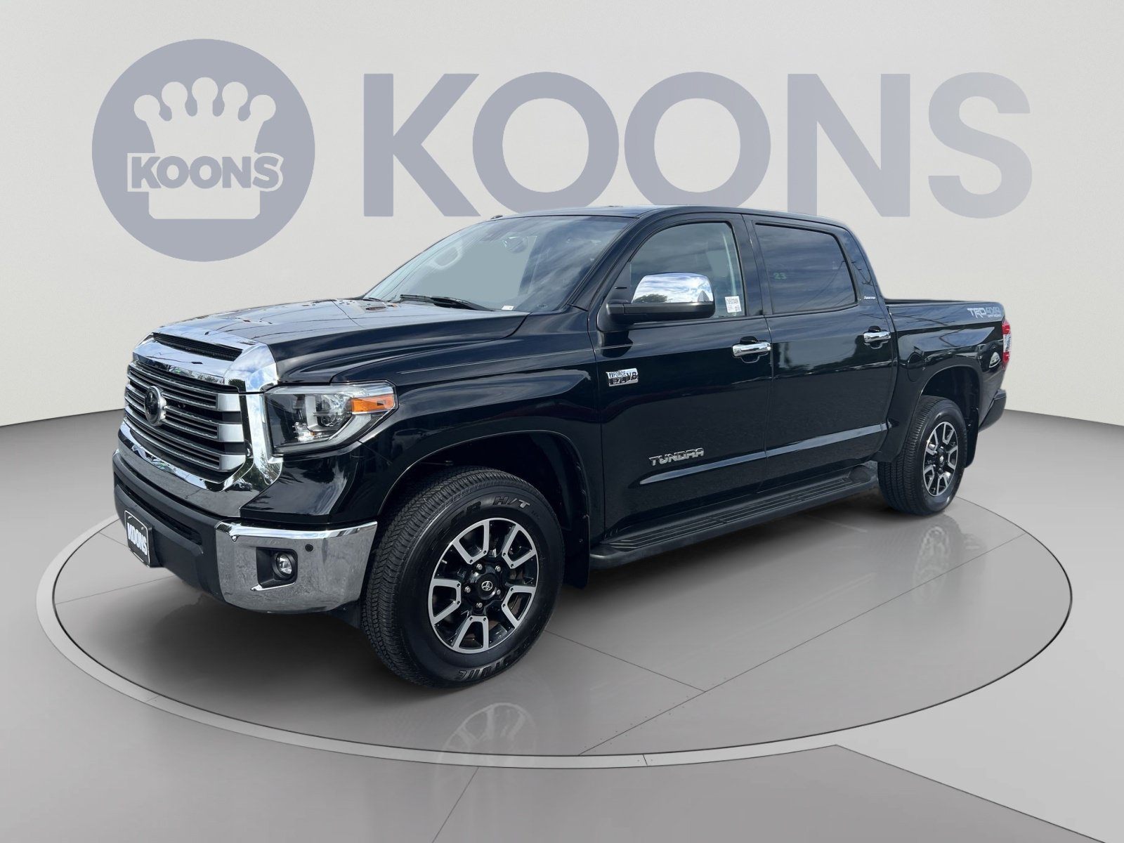Used 2018 Toyota Tundra Limited w/ Limited Premium Package