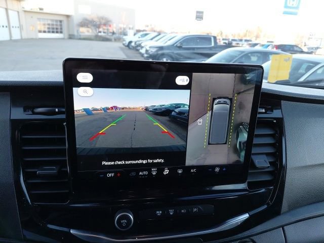 Used 2023 Ford Transit 350 XLT image 17