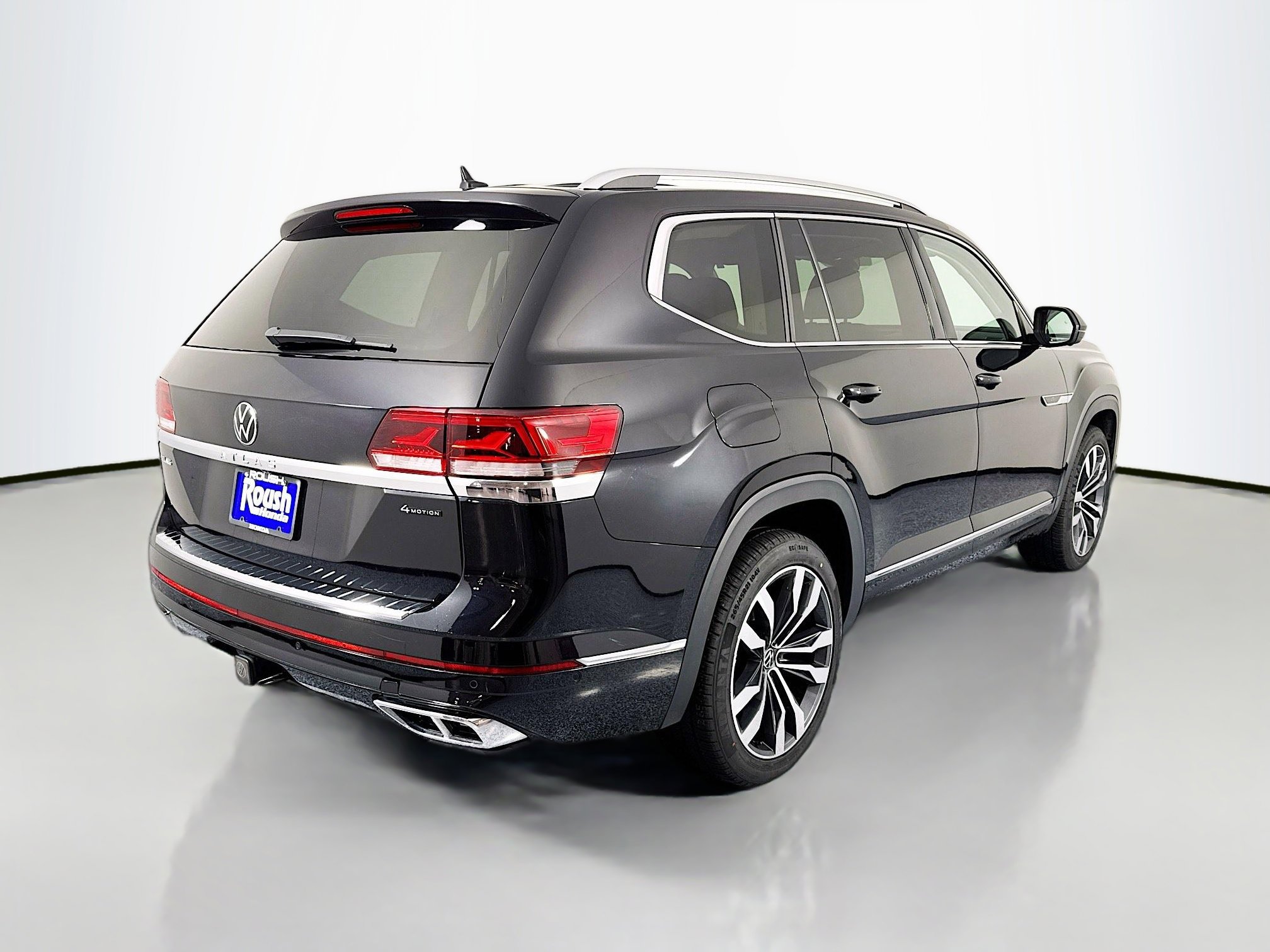 Used 2023 Volkswagen Atlas SEL Premium image 5