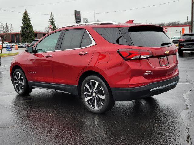 Used 2023 Chevrolet Equinox Premier image 3