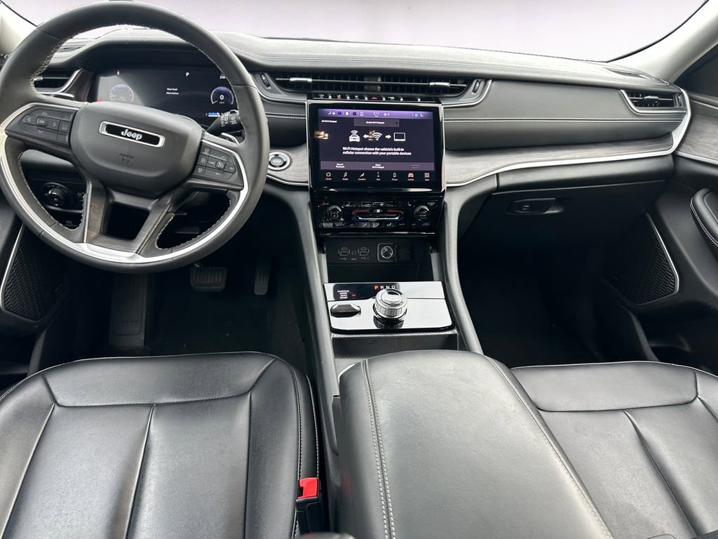 Used 2024 Jeep Grand Cherokee L Limited image 10