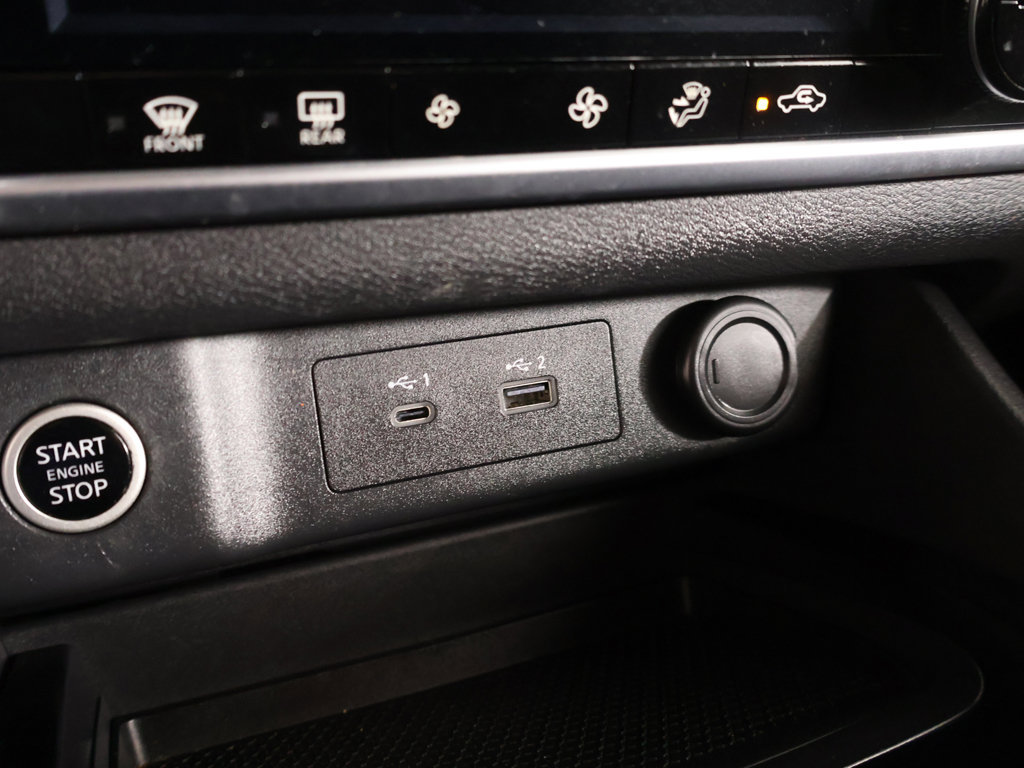 Used 2023 Nissan Rogue SV AWD/4WD image 93