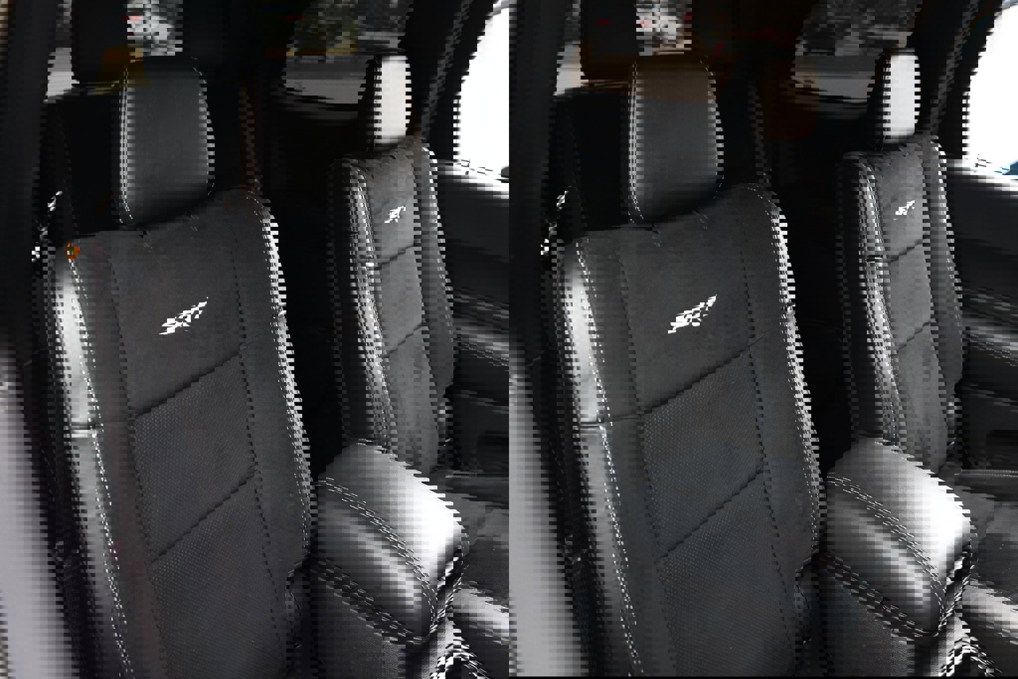 Used 2022 Dodge Durango SRT w/ Technology Group image 17