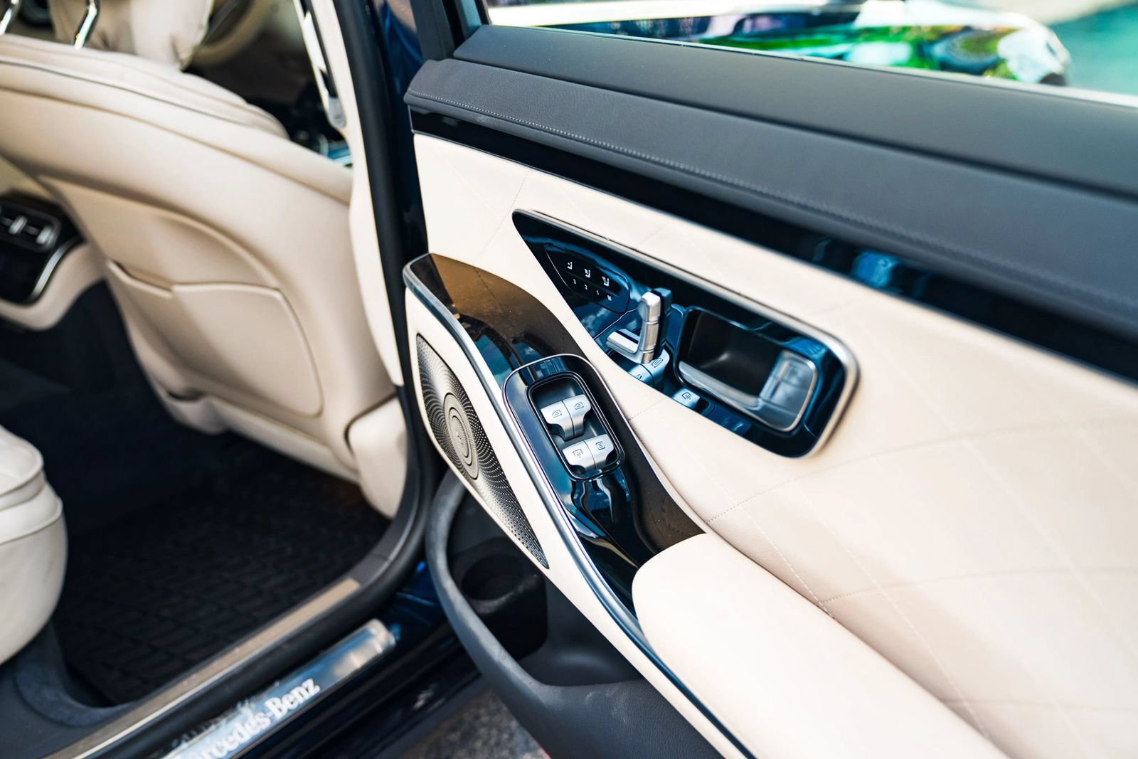 Used 2023 Mercedes-Benz S 580 4MATIC Sedan image 29