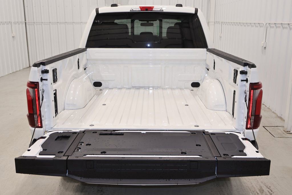 New 2025 Ford F150 Platinum w/ Equipment Group 703A Plus image 34