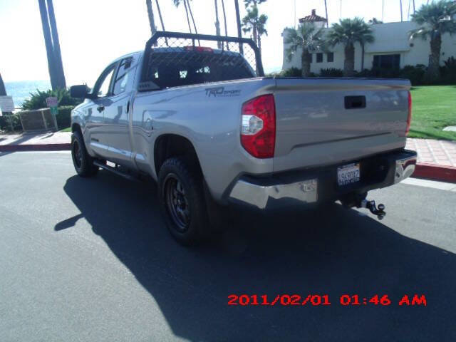 Used 2018 Toyota Tundra SR image 11
