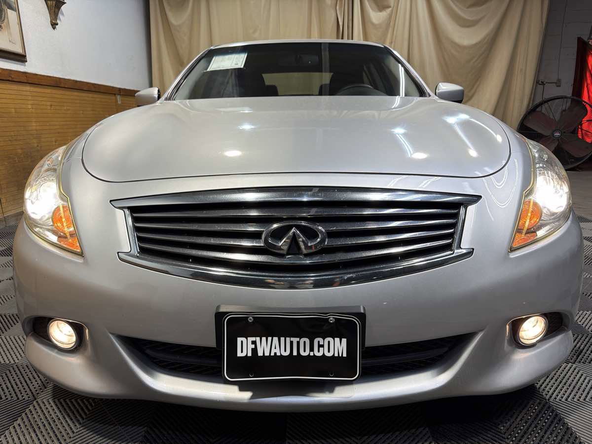 Used 2013 INFINITI G37 Journey w/ Premium Pkg RWD image 3