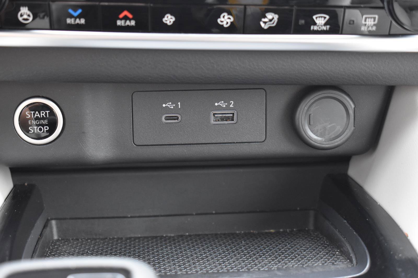Used 2023 Nissan Rogue SL w/ SL Premium Package FWD image 44