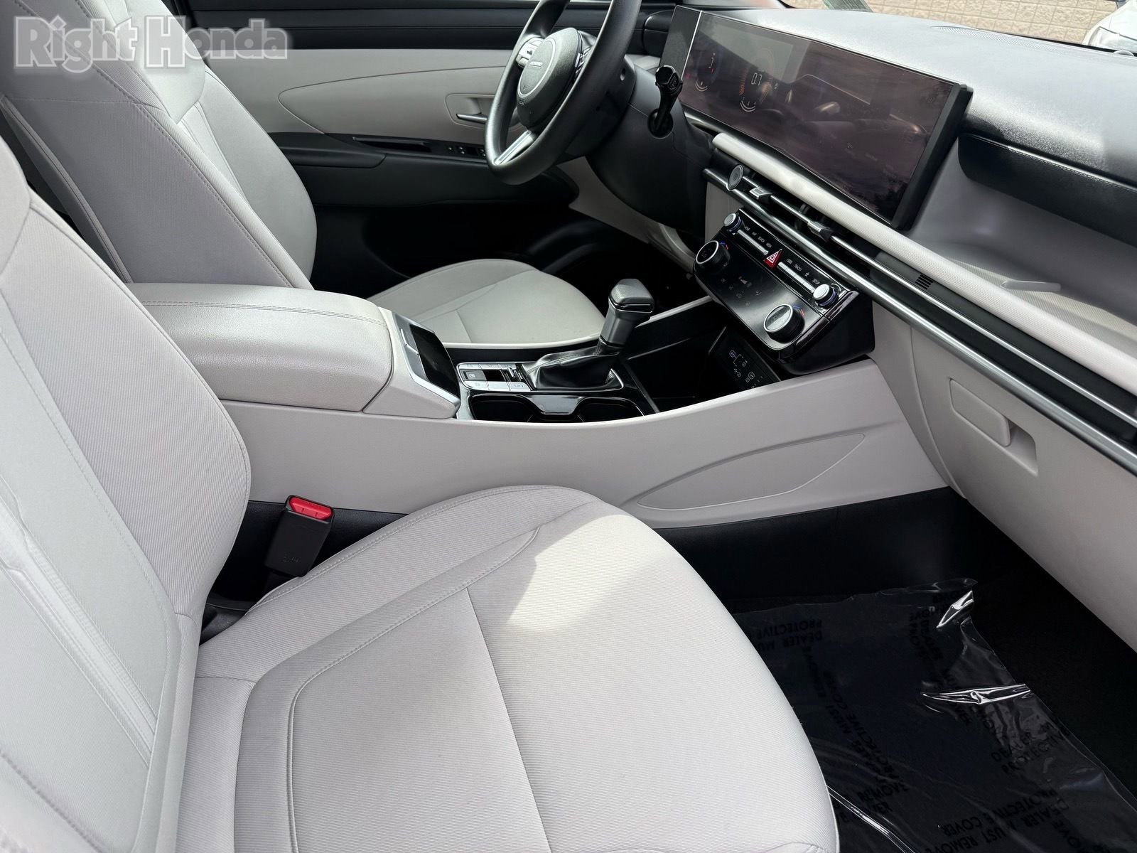 Used 2025 Hyundai Tucson SEL AWD/4WD image 32