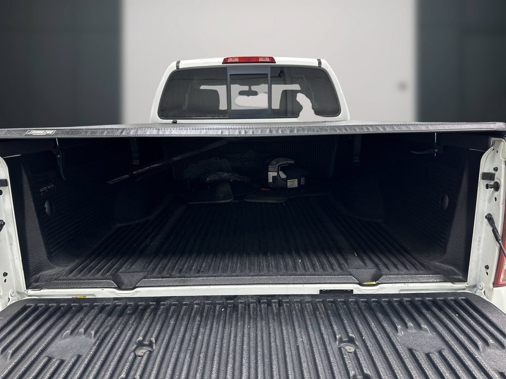Used 2017 Nissan Frontier SV RWD image 12