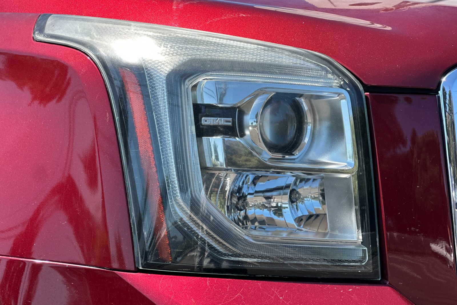 Used 2018 GMC Yukon XL SLE w/ SLE Value Package AWD/4WD image 47
