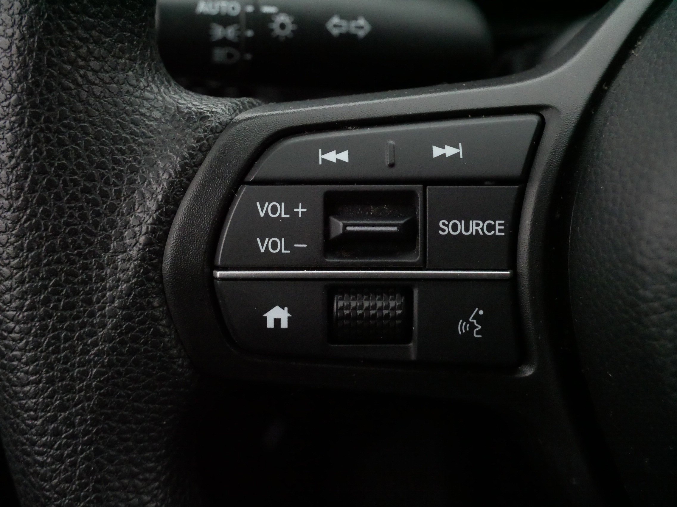 Used 2023 Honda CR-V EX image 26