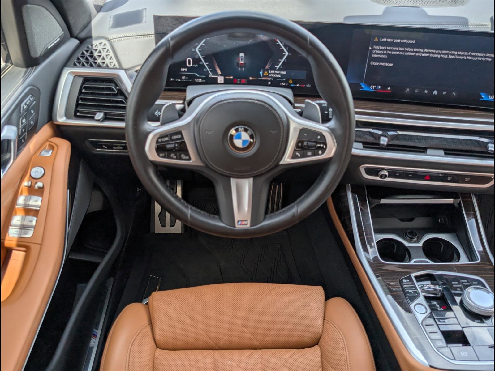 Used 2024 BMW X7 xDrive40i w/ Executive Package image 8