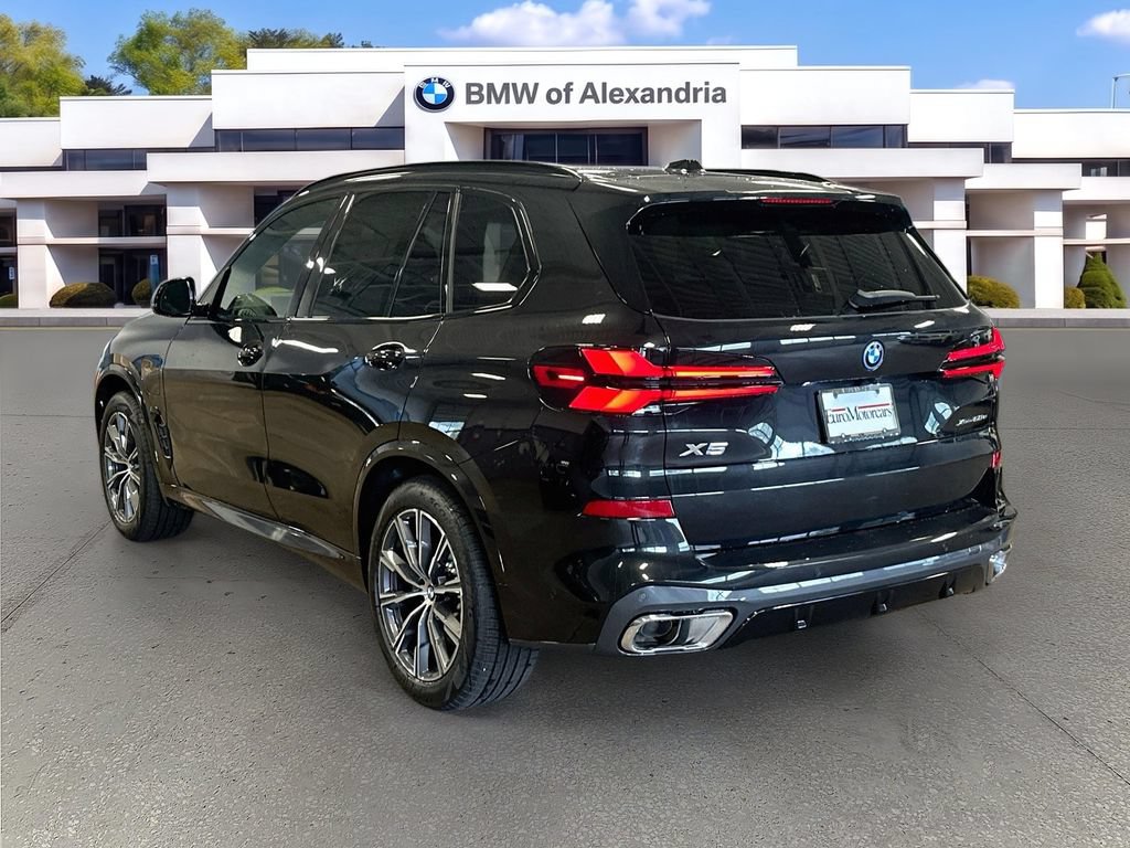 New 2026 BMW X5 xDrive50e w/ Executive Package AWD/4WD image 7