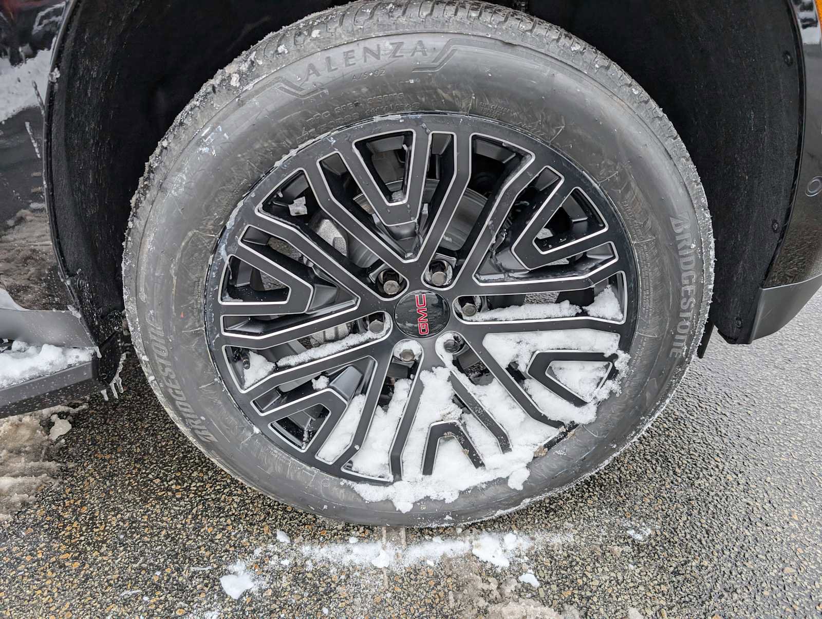 New 2026 GMC Yukon Elevation image 3