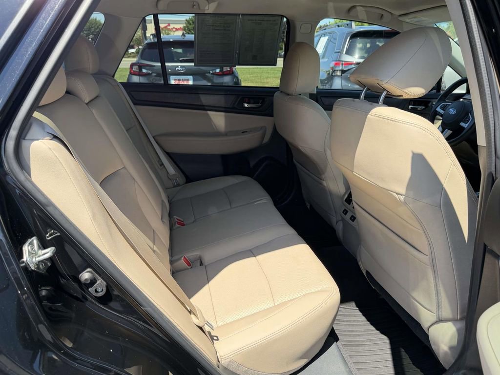 Used 2017 Subaru Outback 2.5i Limited AWD/4WD image 13