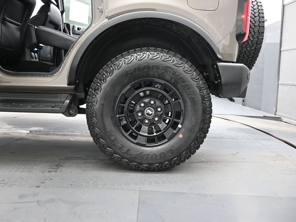 New 2026 Ford Bronco Outer Banks w/ Sasquatch Package image 21