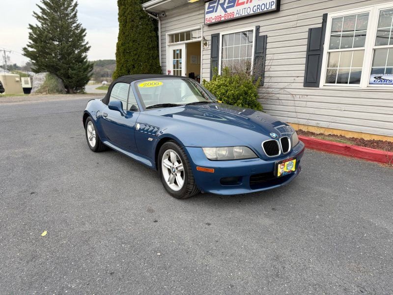 Used 2000 BMW Z3 2.5i RWD image 2