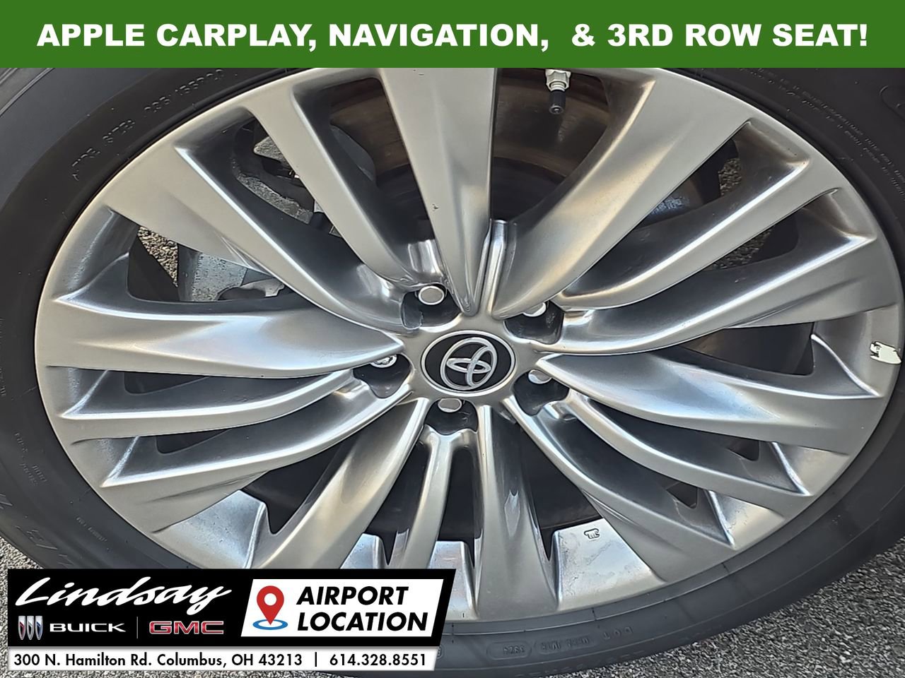 Used 2024 Toyota Highlander Platinum image 32