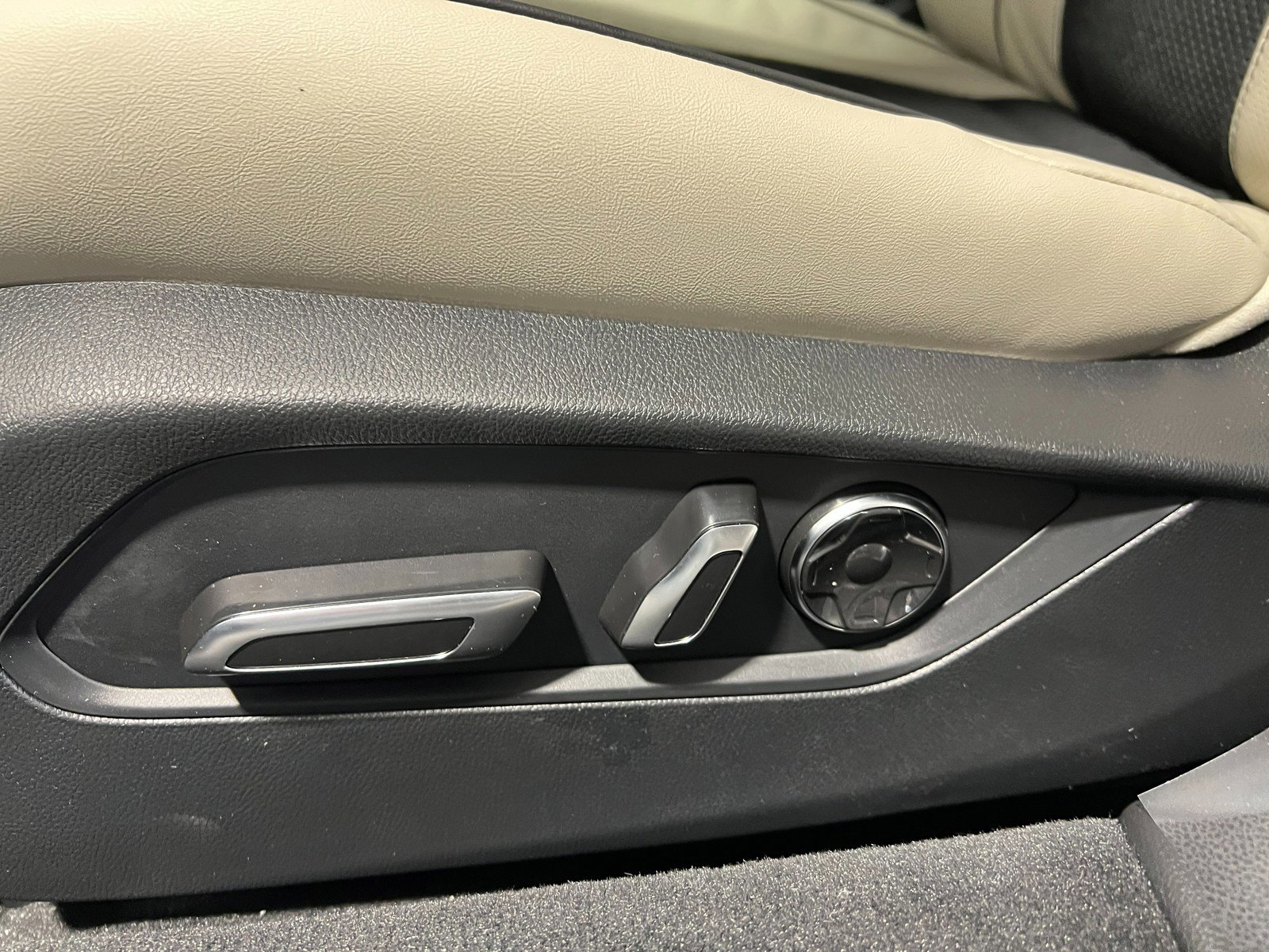 New 2025 Acura TLX SH-AWD w/ A-SPEC Pkg image 16