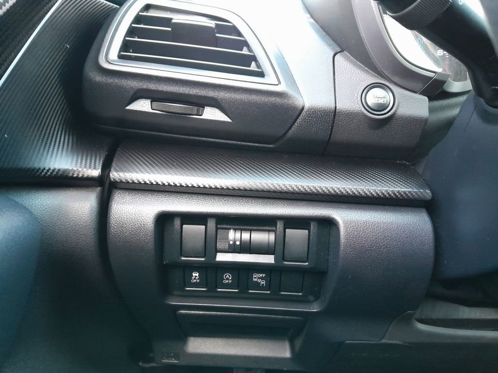 Used 2022 Subaru Crosstrek 2.0i Premium w/ Moonroof Package image 13