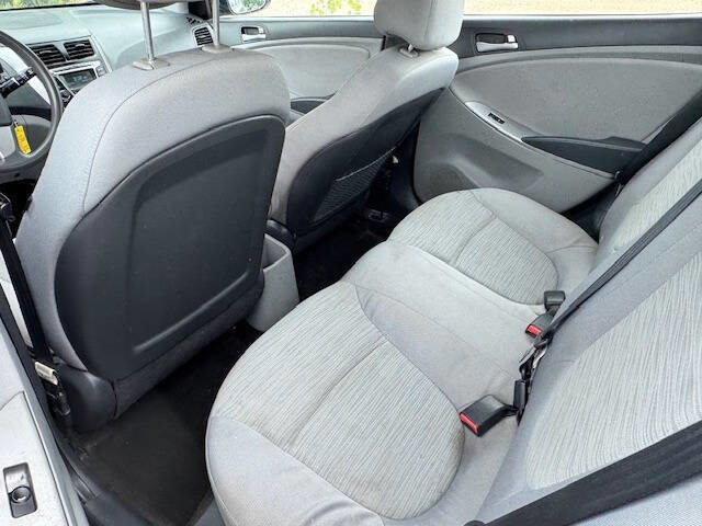 Used 2017 Hyundai Accent SE image 25