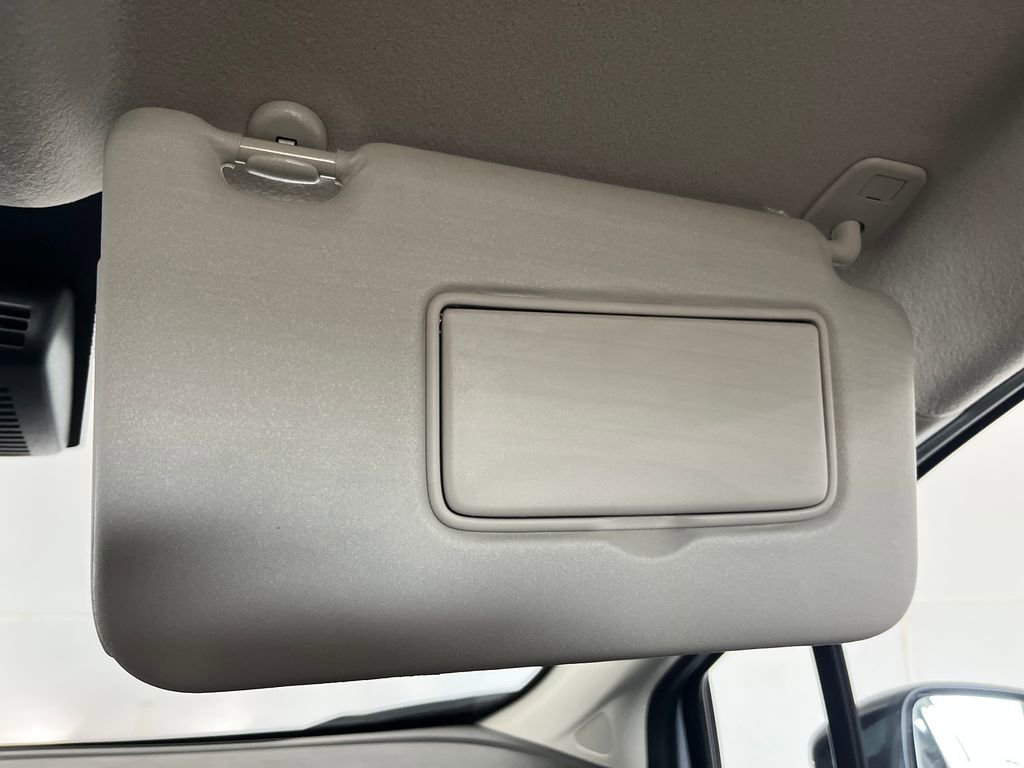 Used 2024 Nissan Versa SR w/ Trunk Package image 79