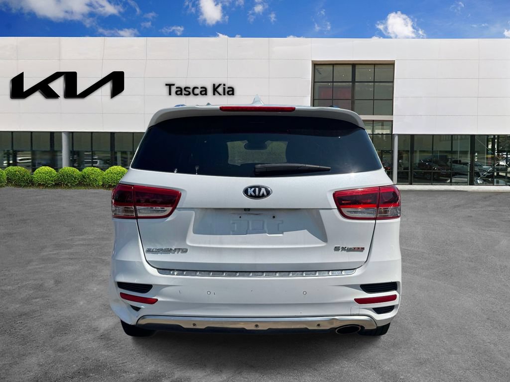 Used 2016 Kia Sorento SX w/ SXL Technology Package AWD/4WD image 5